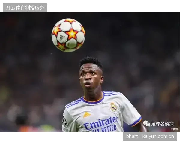 多利瓦尔演练无锋阵，维尼修斯被安排至中锋位置以适应姆巴佩的到来